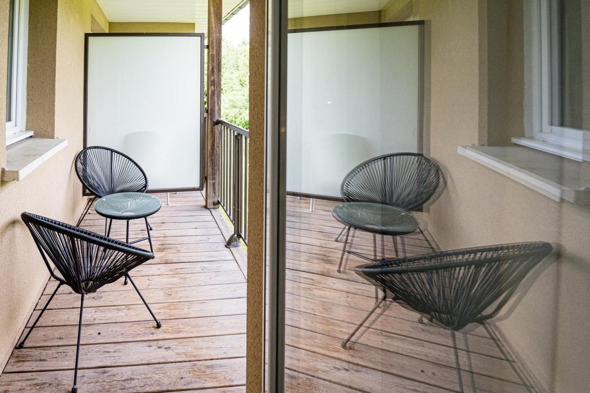 Appartement Cosy 5 Mins Honfleur Piscine Terrasse Equemauville Exterior photo