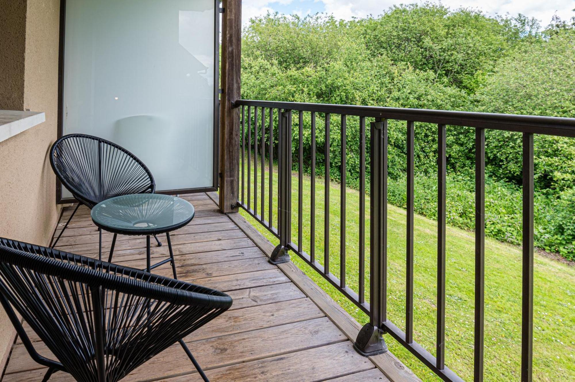 Appartement Cosy 5 Mins Honfleur Piscine Terrasse Equemauville Exterior photo